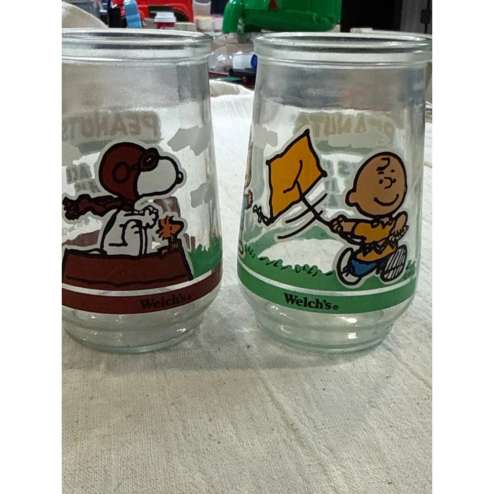 Vintage Welchs Peanuts Comic Classics Jelly Jars Snoopy Charlie Brown Set of 2